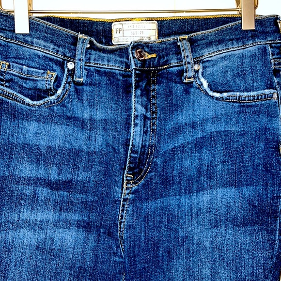 Free People Distressed Skinny Jeans - Picture 2 of 4